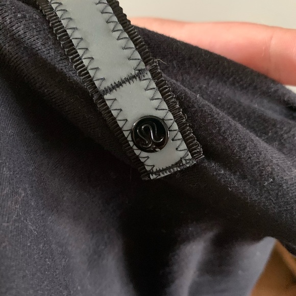 Travel and commute vinyasa scarf - Picture 2 of 3